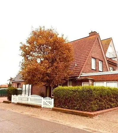 Haus Strandstr Flut 07 * ノルトダイヒ